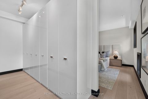 Photo 18 at 8 Breezewood Drive, Queensway, Toronto