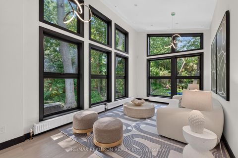Photo 23 at 8 Breezewood Drive, Queensway, Toronto