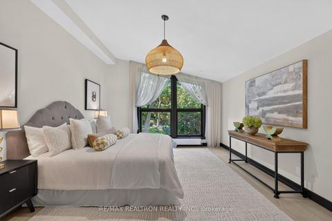 Photo 28 at 8 Breezewood Drive, Queensway, Toronto