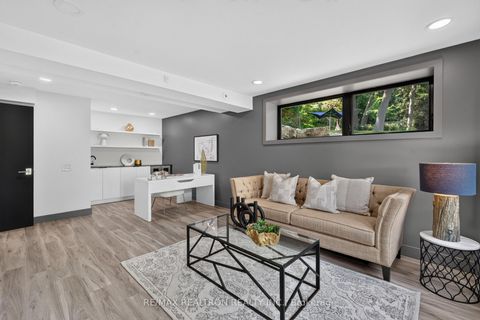 Photo 35 at 8 Breezewood Drive, Queensway, Toronto