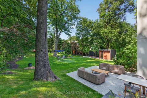 Photo 39 at 8 Breezewood Drive, Queensway, Toronto