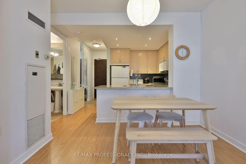 Photo 9 at 1608 - 85 Bloor Street E, Yonge Corridor, Toronto