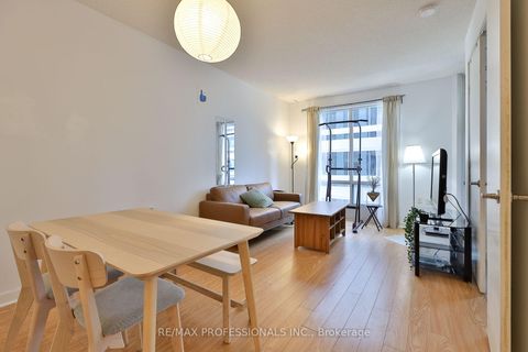 Photo 11 at 1608 - 85 Bloor Street E, Yonge Corridor, Toronto