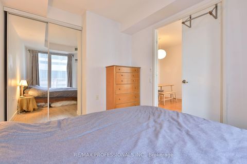 Photo 19 at 1608 - 85 Bloor Street E, Yonge Corridor, Toronto