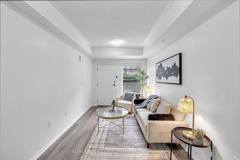 Photo 6 at 120 - 500 Kingbird Grove, Rouge E11, Toronto