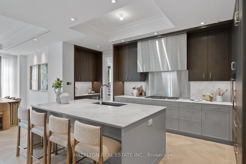 Photo 7 at 205 - 77 Clarendon Avenue, Casa Loma, Toronto