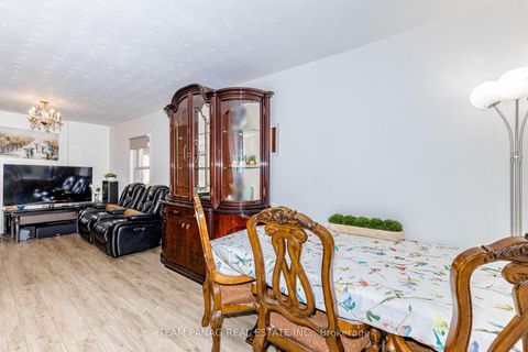 Photo 5 at 14 Spears Street, Smythe, Toronto