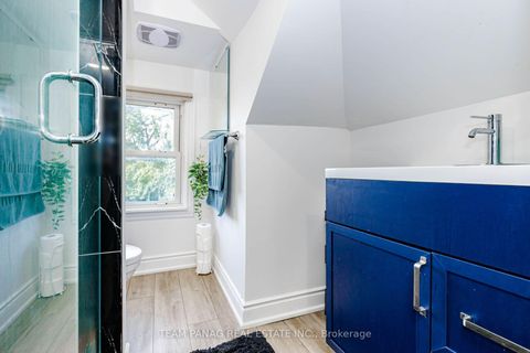 Photo 25 at 14 Spears Street, Smythe, Toronto