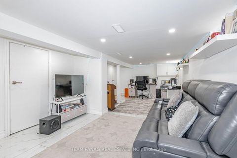 Photo 30 at 14 Spears Street, Smythe, Toronto