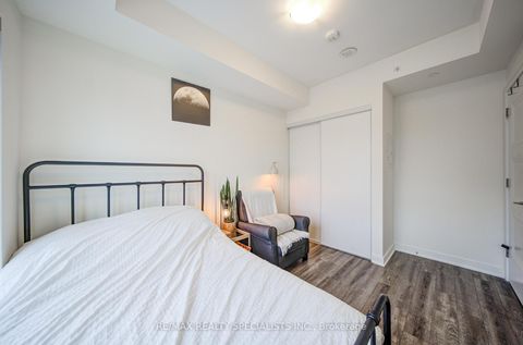 Photo 21 at 505 - 1 Neighbourhood Lane, Queensway, Toronto