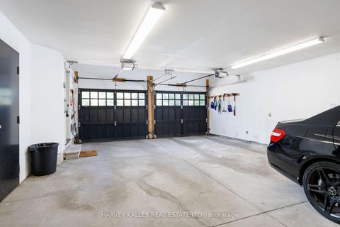 Photo 49 at 17 Sagewood Drive, Don Mills, Toronto