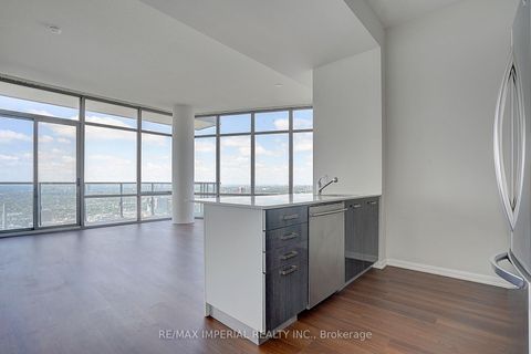 Photo 8 at 4903 - 832 Bay Street, Bay Street Corridor, Toronto