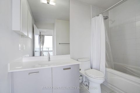 Photo 21 at 4903 - 832 Bay Street, Bay Street Corridor, Toronto