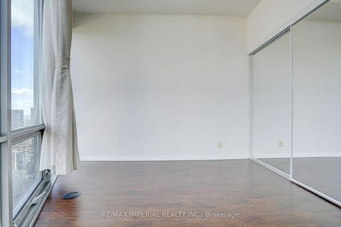 Photo 29 at 4903 - 832 Bay Street, Bay Street Corridor, Toronto
