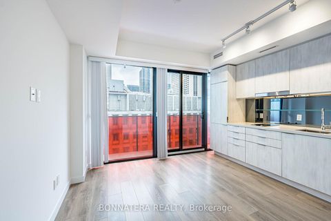 Photo 11 at 1110 - 215 Queen Street W, Waterfront Communities C1, Toronto