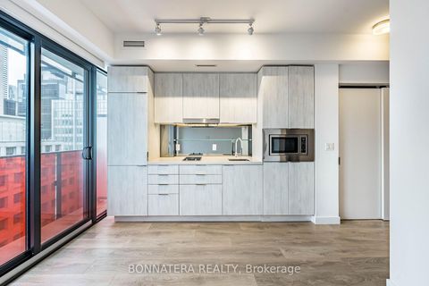 Photo 16 at 1110 - 215 Queen Street W, Waterfront Communities C1, Toronto