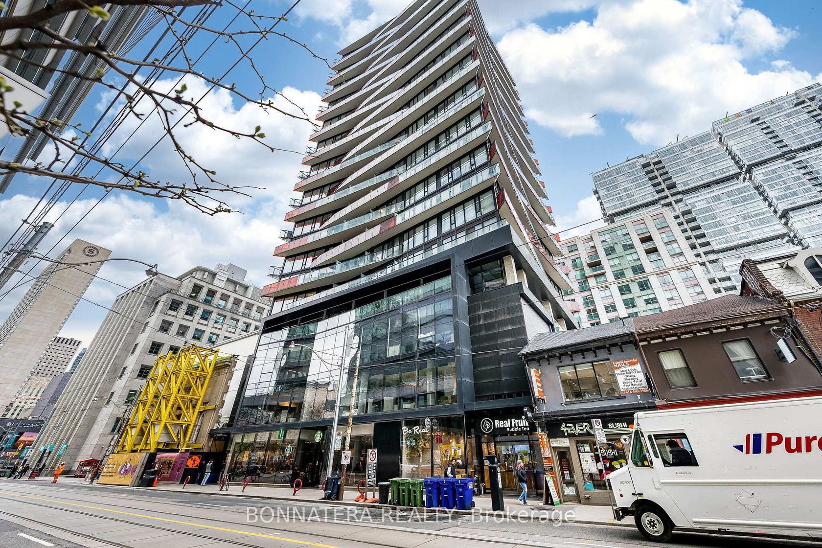 1110 - 215 Queen Street W, Waterfront Communities C1, Toronto 