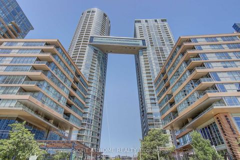 Photo 17 at 4011 - 21 Iceboat Terrace, Waterfront Communities C1, Toronto