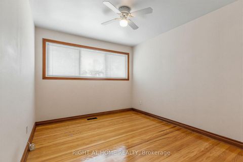 Photo 19 at 12 Candlewood Crescent, York University Heights, Toronto