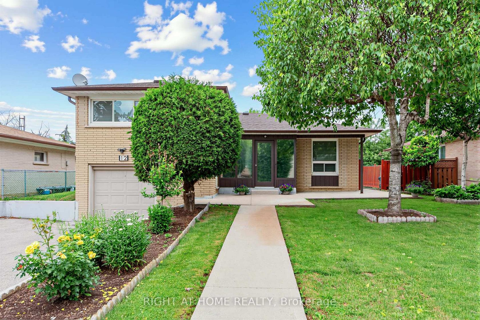 12 Candlewood Crescent, York University Heights, Toronto 