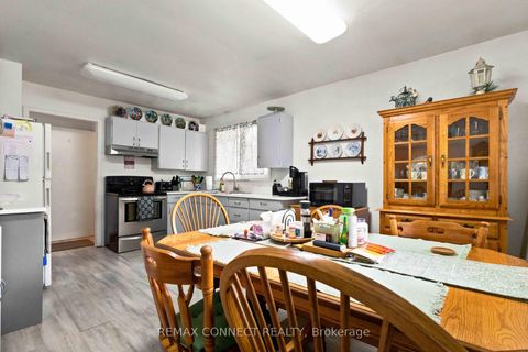 Photo 5 at 322 Andrew Street, Central Newmarket, Newmarket
