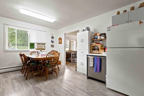 Photo 12 at 322 Andrew Street, Central Newmarket, Newmarket