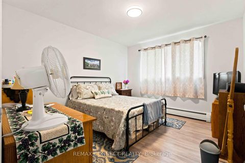 Photo 13 at 322 Andrew Street, Central Newmarket, Newmarket
