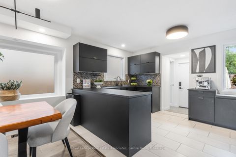 Photo 14 at 28 Thirtieth Street, Long Branch, Toronto