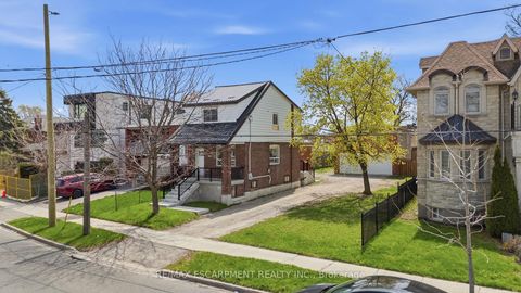 Photo 3 at 1049 Glencairn Avenue, Glen Park, Toronto