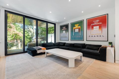 Photo 4 at 40 Thelma Avenue, Forest Hill South, Toronto