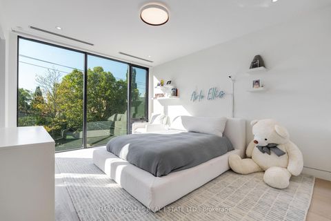 Photo 8 at 40 Thelma Avenue, Forest Hill South, Toronto