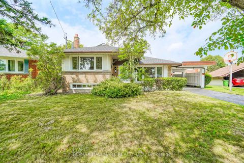 Photo 1 at 54 Charlemont Crescent, Sullivan, Toronto
