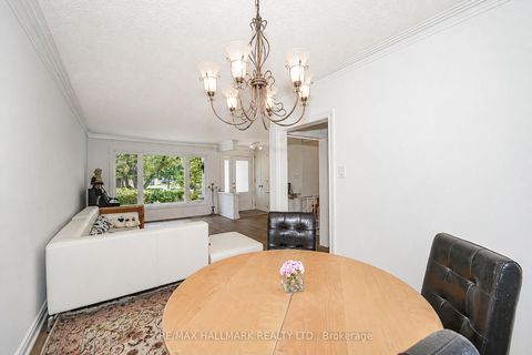 Photo 13 at 54 Charlemont Crescent, Sullivan, Toronto