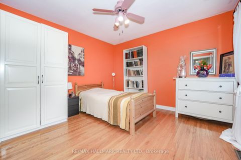 Photo 20 at 54 Charlemont Crescent, Sullivan, Toronto