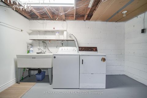 Photo 27 at 54 Charlemont Crescent, Sullivan, Toronto