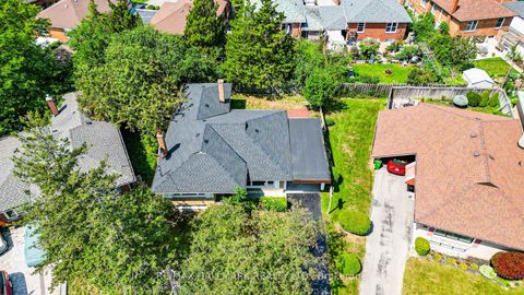 Photo 31 at 54 Charlemont Crescent, Sullivan, Toronto