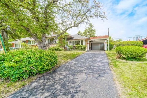 Photo 36 at 54 Charlemont Crescent, Sullivan, Toronto