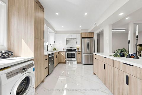 Photo 10 at 143 Silas Hill Drive, Don Valley Village, Toronto