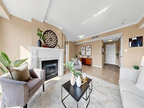 Photo 4 at 701 - 1818 Bayview Avenue, Mount Pleasant East, Toronto