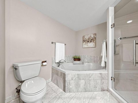 Photo 16 at 701 - 1818 Bayview Avenue, Mount Pleasant East, Toronto
