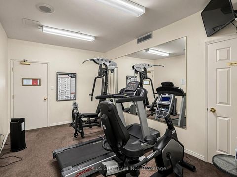 Photo 32 at 701 - 1818 Bayview Avenue, Mount Pleasant East, Toronto