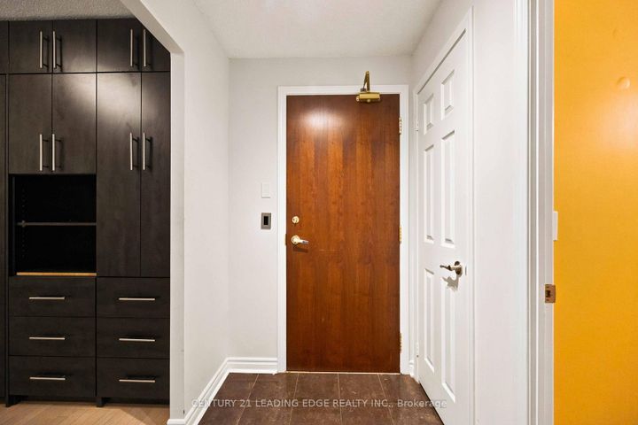 Photo 7 at 212 - 18 Kenaston Gardens, Bayview Village, Toronto
