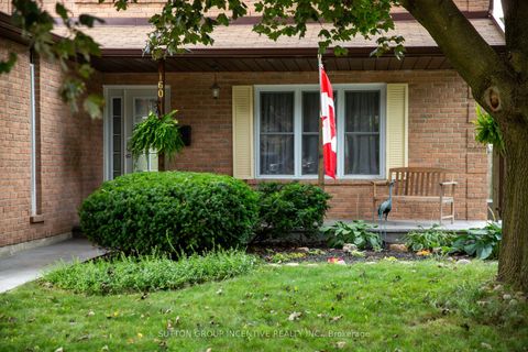Photo 2 at 160 Walton Drive, Aurora Village, Aurora