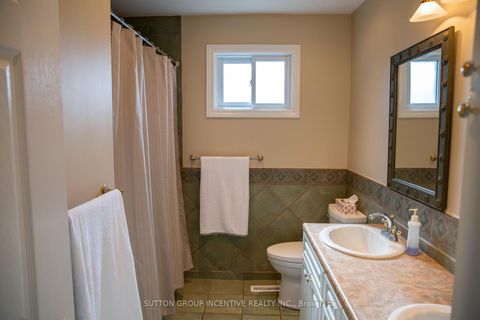 Photo 27 at 160 Walton Drive, Aurora Village, Aurora