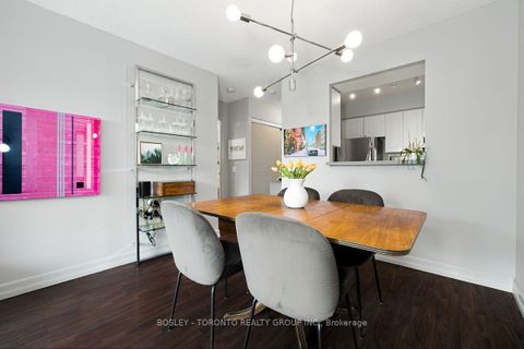 Photo 11 at 808 - 5 Rosehill Avenue, Moore Park, Toronto