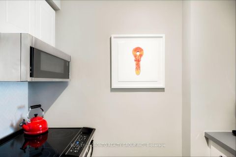 Photo 35 at 808 - 5 Rosehill Avenue, Moore Park, Toronto