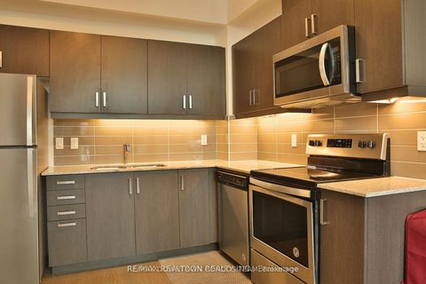 Photo 2 at 303 - 1486 Bathurst Street, Cedarvale, Toronto