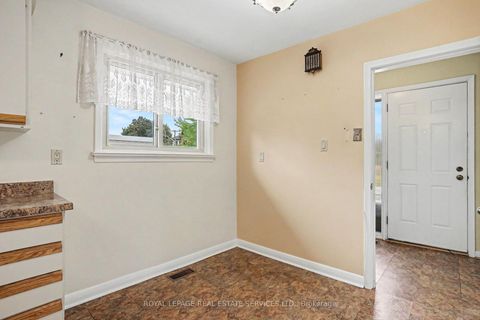 Photo 9 at 110 Celestine Drive, Richview, Toronto
