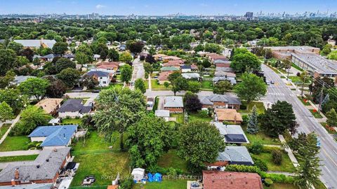 Photo 35 at 110 Celestine Drive, Richview, Toronto