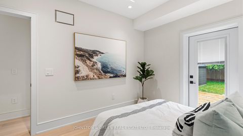 Photo 13 at 62 Northridge Avenue, East York, Toronto